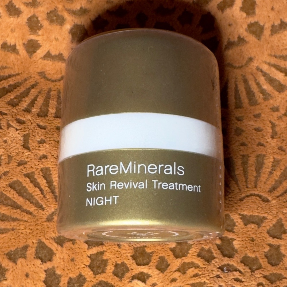 Bare Escentuals RareMinerals Night Skin Revival Treatment Light .05oz New Sealed